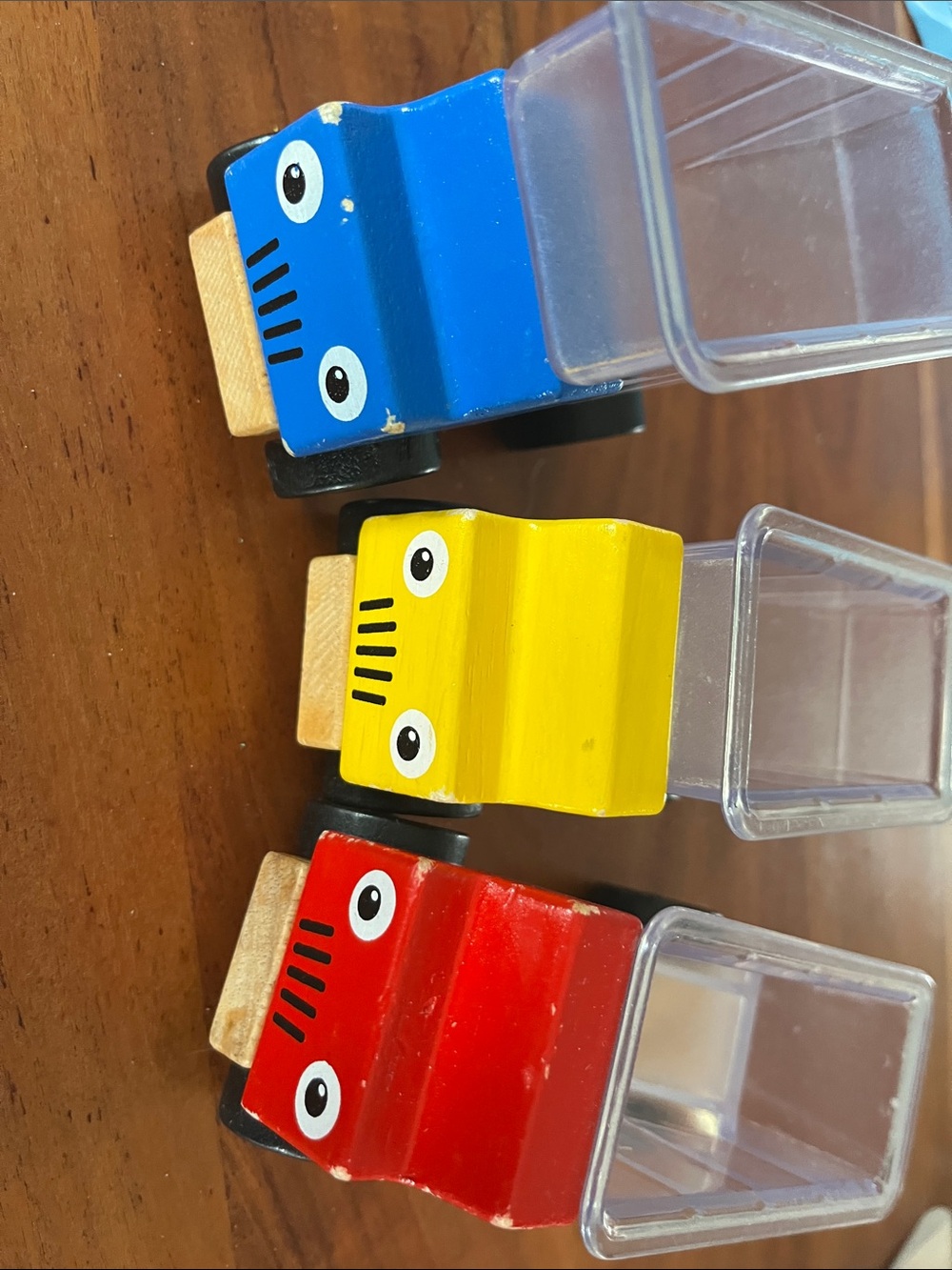 #🎉🎉🎉❌2/10$ ❌🎉🎉🎉

Wooden Toy Trucks Candy & Snack Holders - Red, Yellow, Blue # 2